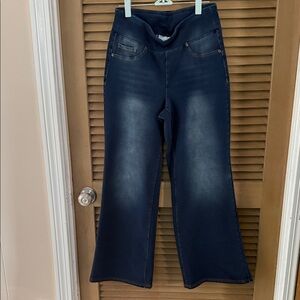 Women's dark blue bell bottom Jeans